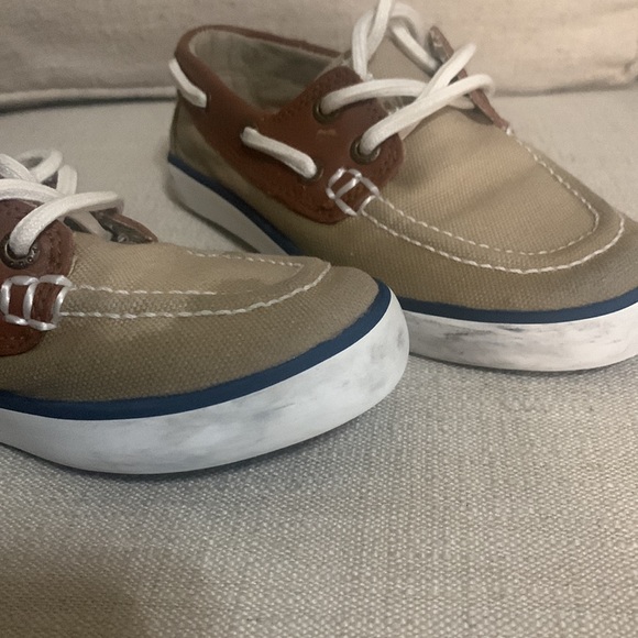 11 toddler used Polo dock shoes - Picture 3 of 3